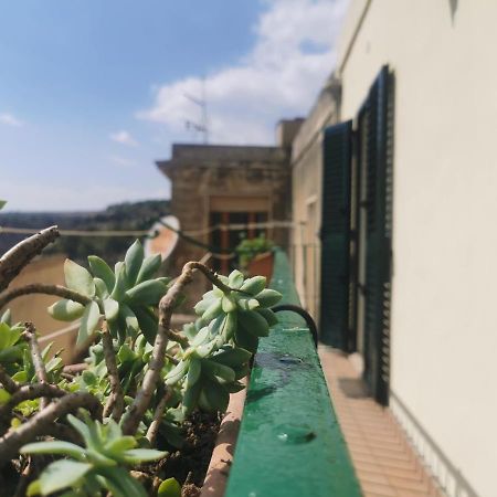 Balcone Barocco. Villa Модика Екстериор снимка
