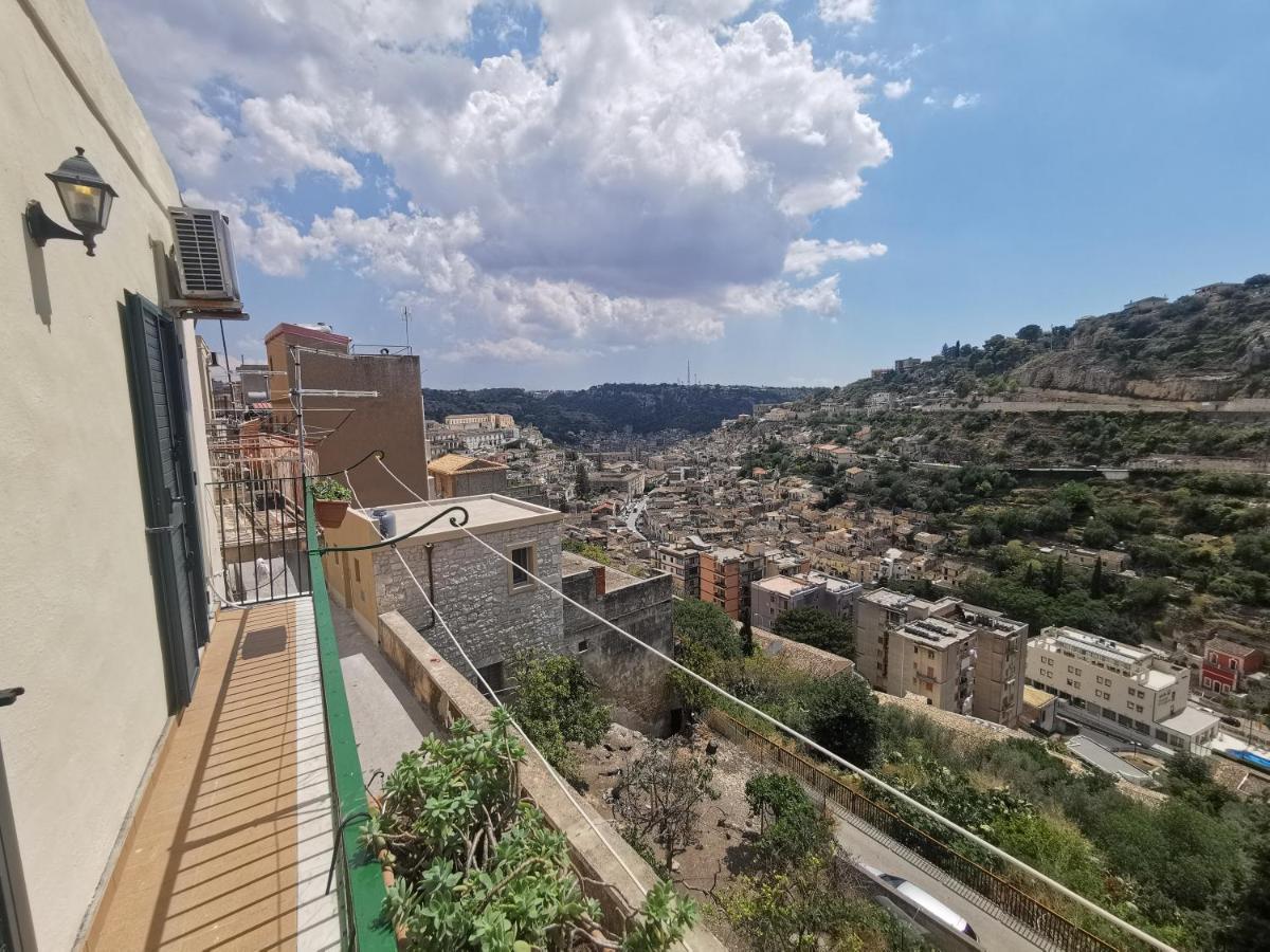 Balcone Barocco. Villa Модика Екстериор снимка
