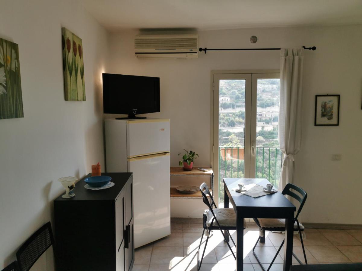 Balcone Barocco. Villa Модика Екстериор снимка